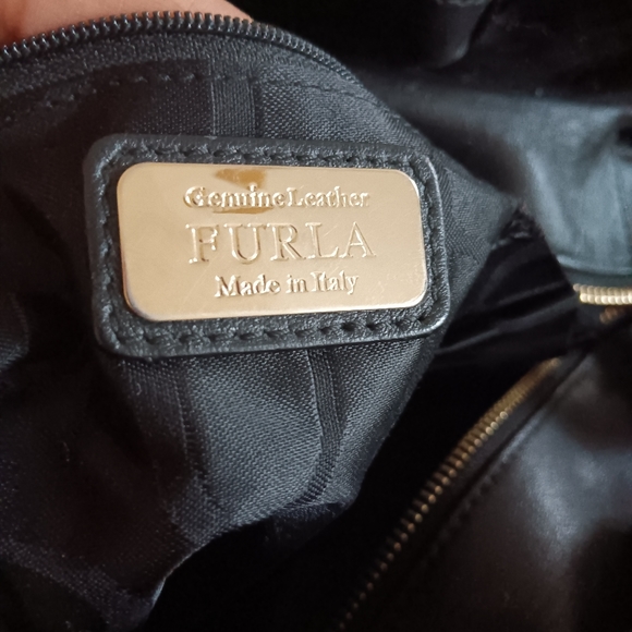 FURLA Vintage Leather Tote - Picture 9 of 15